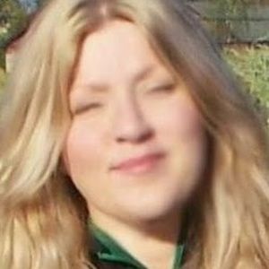 Meet your Posher, Yvette